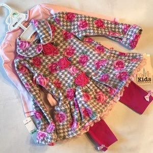 SOLD XP MERCARI NEW 3pc set fleece coat tunic legg